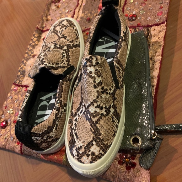 ZARA trafaluc Slip On Snake Print Shoes 39 - Picture 8 of 8